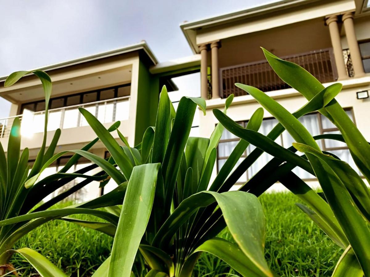 Uzuri Lifestyle Vila Port Saint Johnʼs Exterior foto